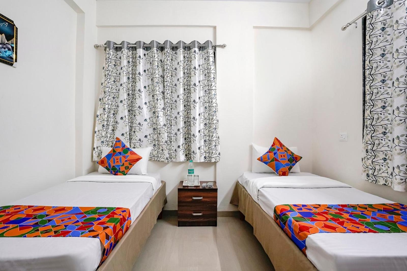Hotel Comfort Caves Nashik Exterior photo