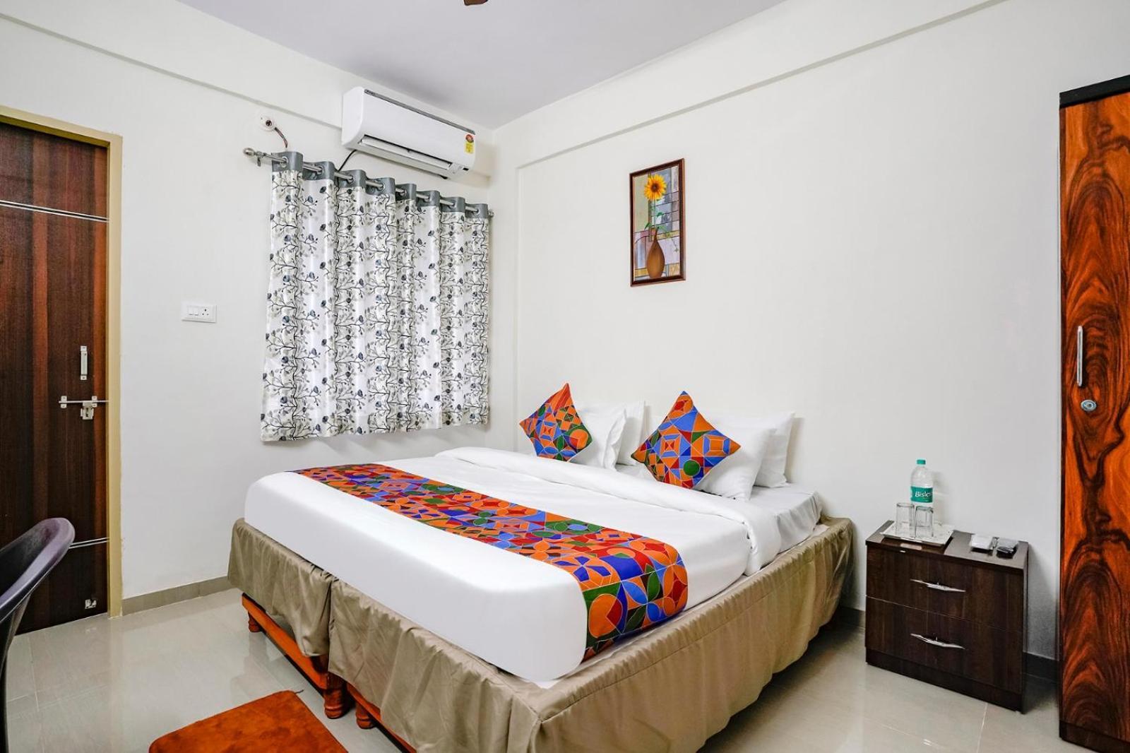 Hotel Comfort Caves Nashik Exterior photo