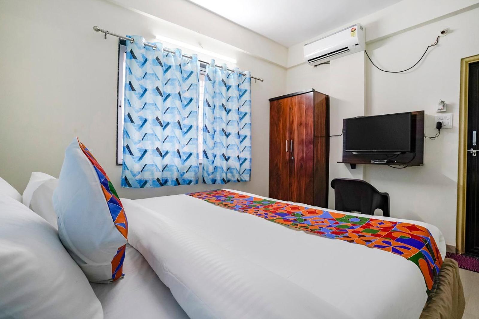 Hotel Comfort Caves Nashik Exterior photo