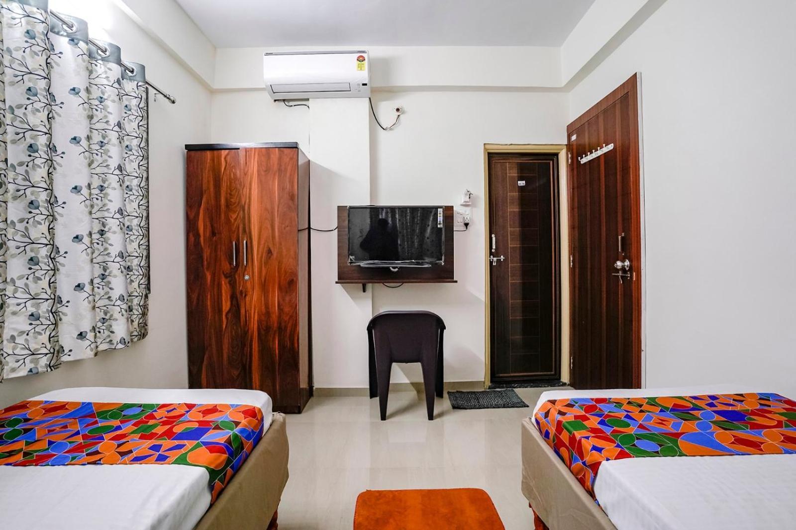 Hotel Comfort Caves Nashik Exterior photo